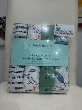 aden + anais Baby Set of 4  White/Green/Blue Muslin Swaddle Blankets